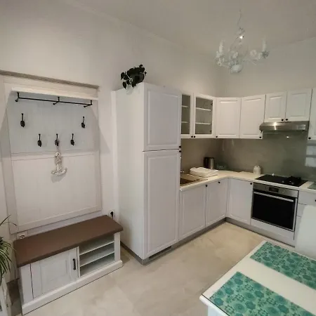 Appartement Edmea 2 *