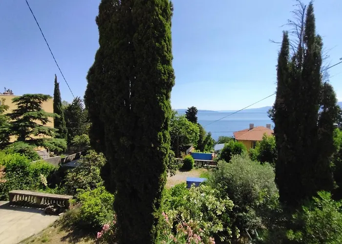 Edmea 2 * Rijeka